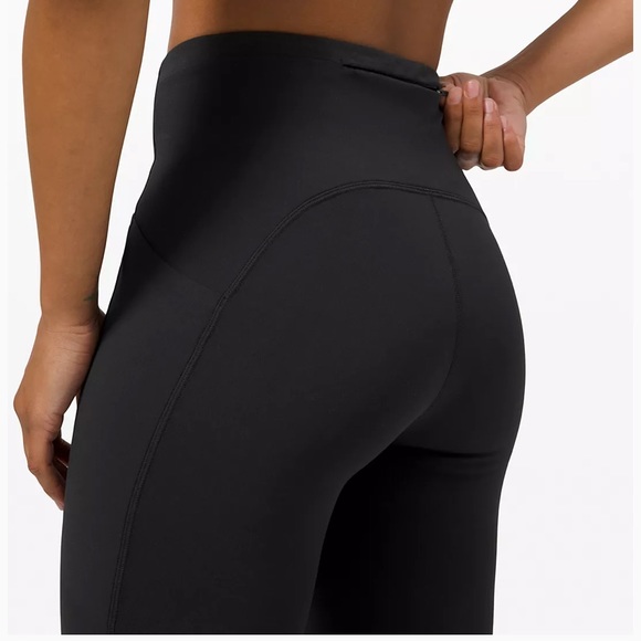 Black Lululemon Swift Speed leggings size 4 NWT - Picture 4 of 5